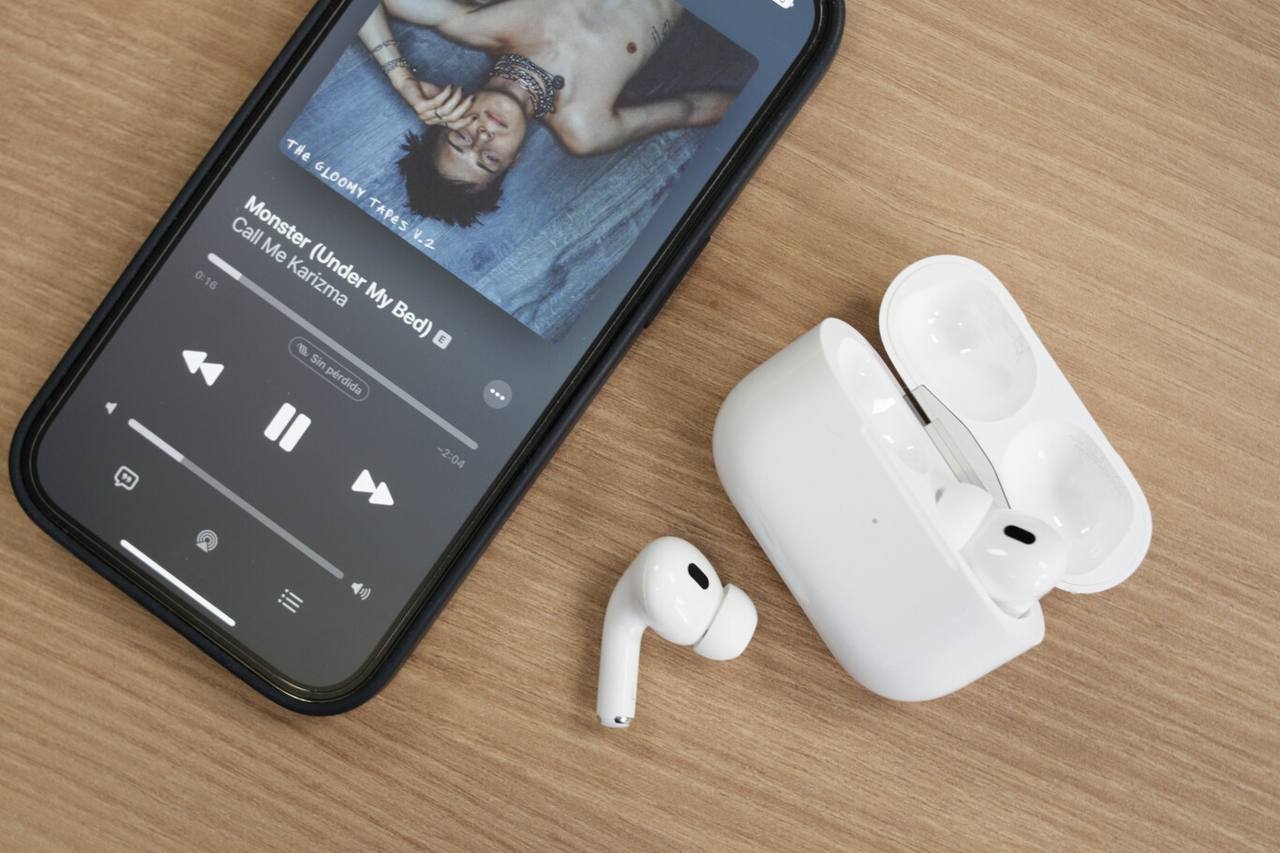 AirPods Pro 2 image 3