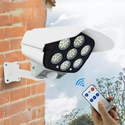 GENERALE - Motion Sensor Solar Light Bullet Security Camera Shape with remote control