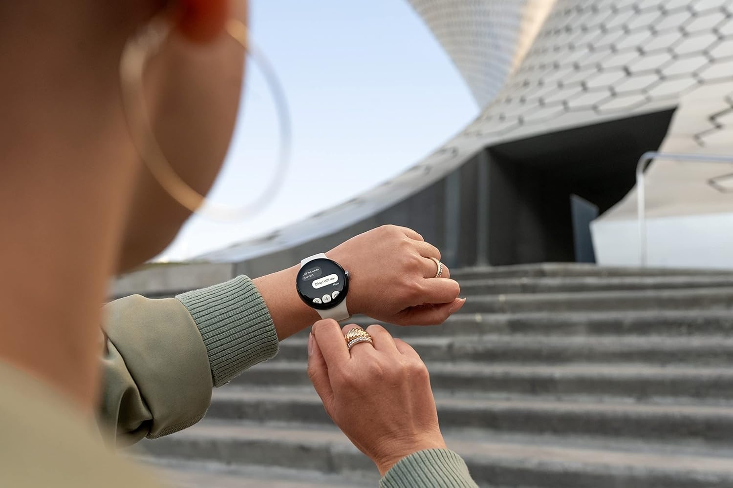 Google Pixel Watch – Smartwatch Android avec Suivi Santé Fitbit Intégré image 3